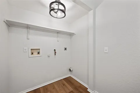 $239,500 | 4529 Best Way, Austin, TX 78725