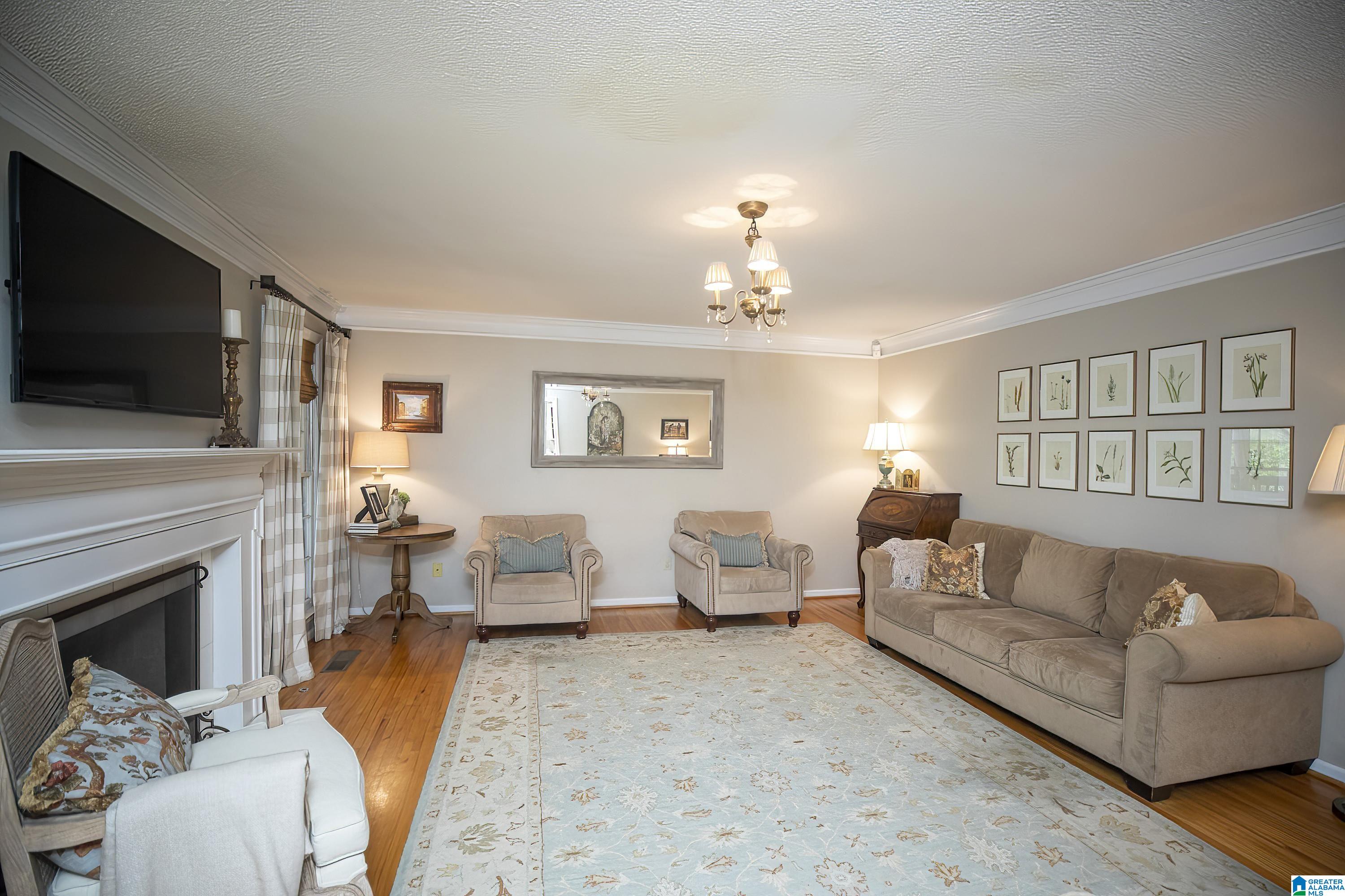 1517 Wellington View Road Birmingham, AL 35209 - Photo 4 of 55
