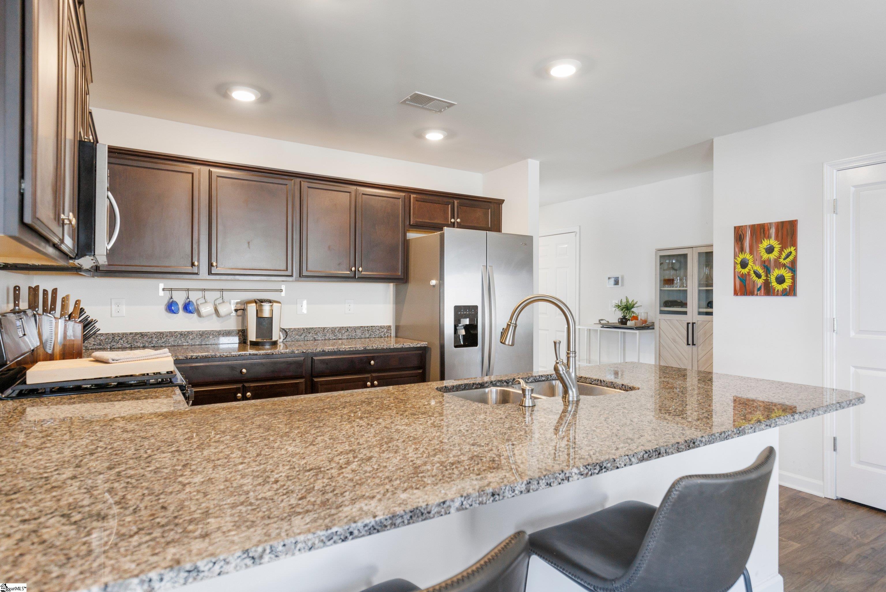 251 Hillendale Way Pelzer, SC 29669 - Photo 4 of 17