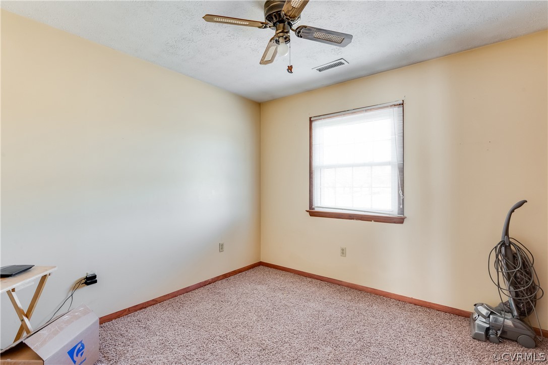 10301 Tunstall Road New Kent, VA 23124 - Photo 22 of 49 Gallery Image 22