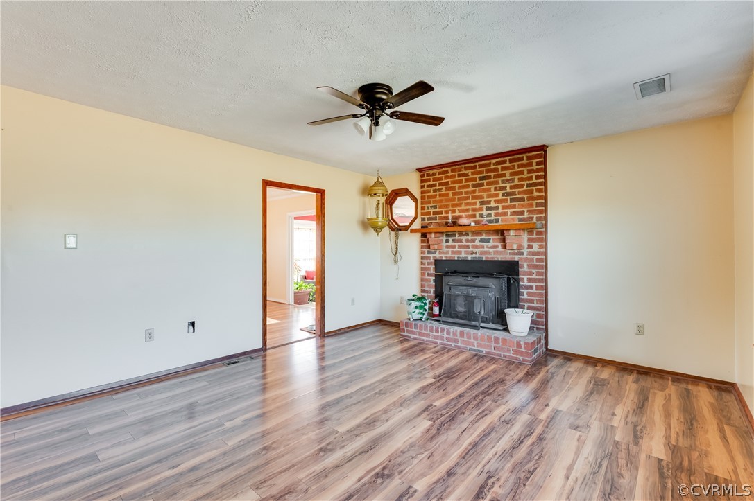 10301 Tunstall Road New Kent, VA 23124 - Photo 10 of 49 Gallery Image 10