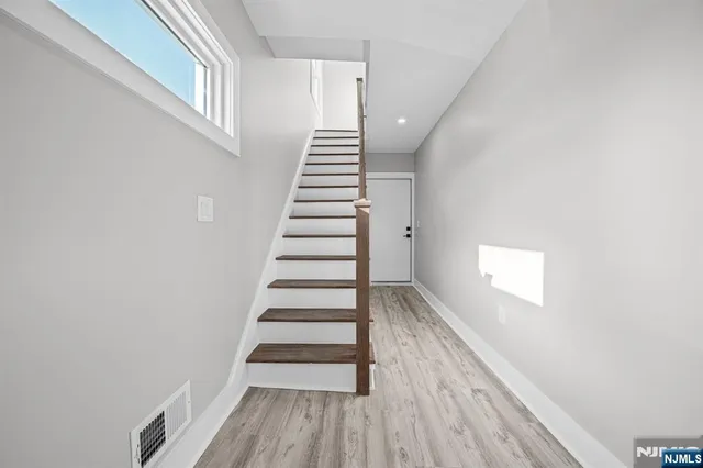 $2,700 | 100 Kansas Street, Unit 1, Hackensack, NJ 07601