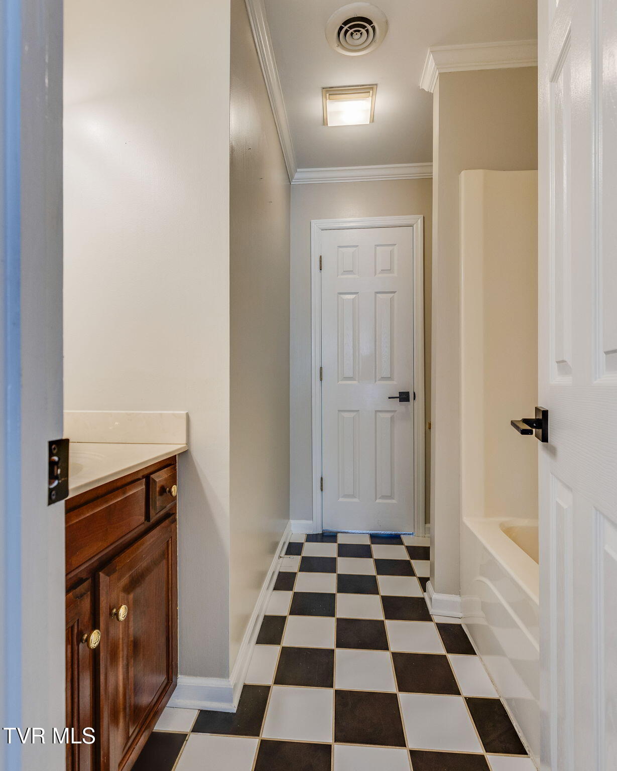 2016 Appleton Court Kingsport, TN 37664 - Photo 40 of 55 039