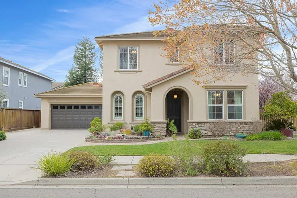 $710,000 | 1894 Greenfield Drive, Turlock, CA 95382