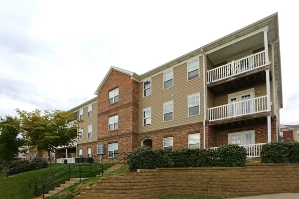 $995 | 2920 Polo Club Boulevard, Lexington, KY 40509