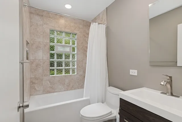 $625,000 | 505 Lange Court, Libertyville, IL 60048