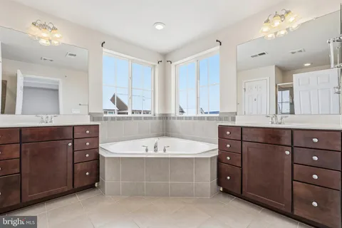 $449,900 | 5902 Forum Square, Frederick, MD 21703