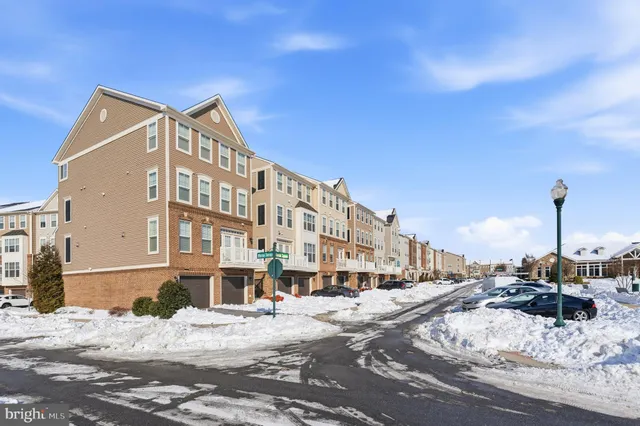 $449,900 | 5902 Forum Square, Frederick, MD 21703