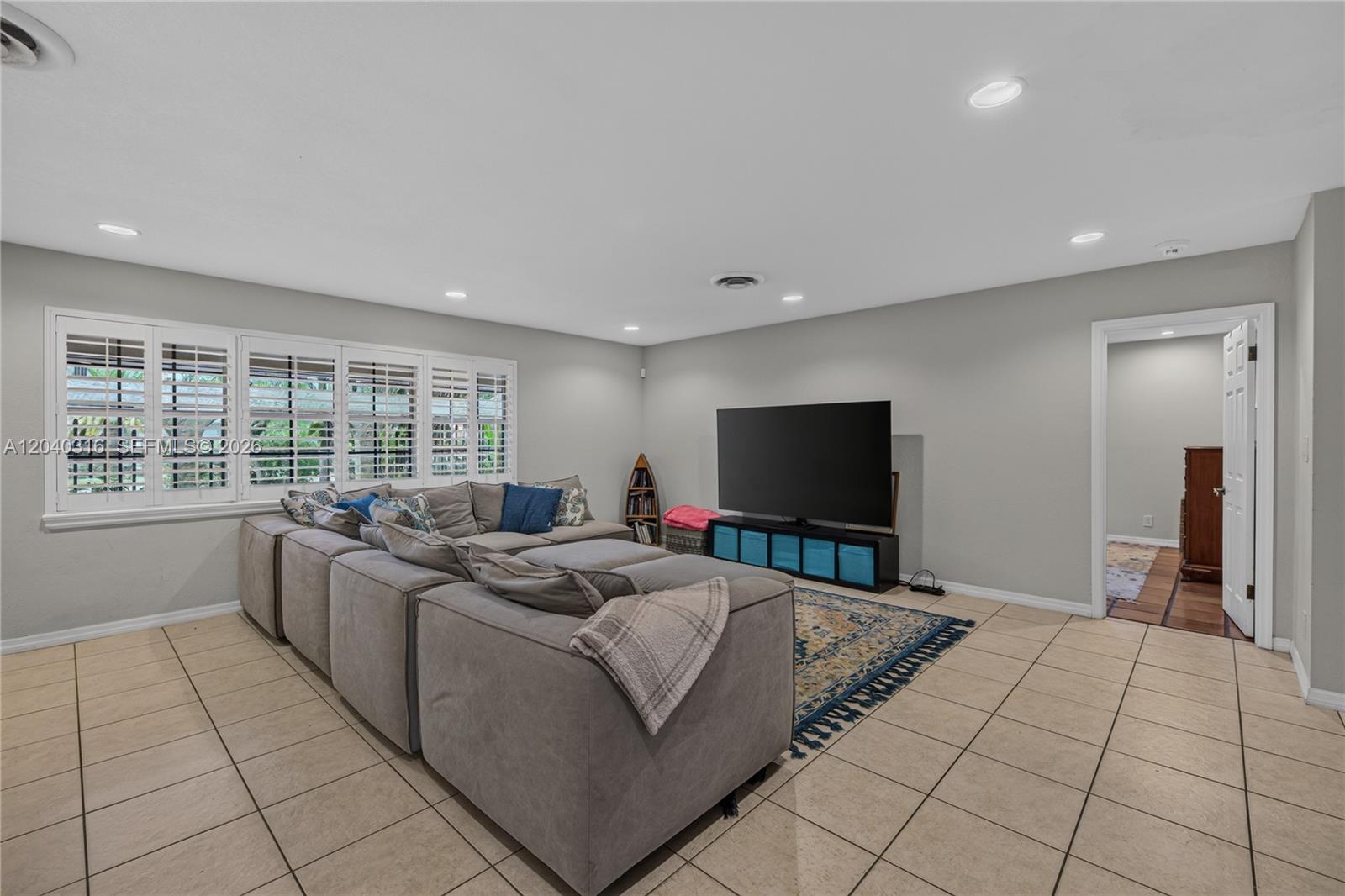5300 Fillmore Street Hollywood, FL 33021 - Photo 6 of 44