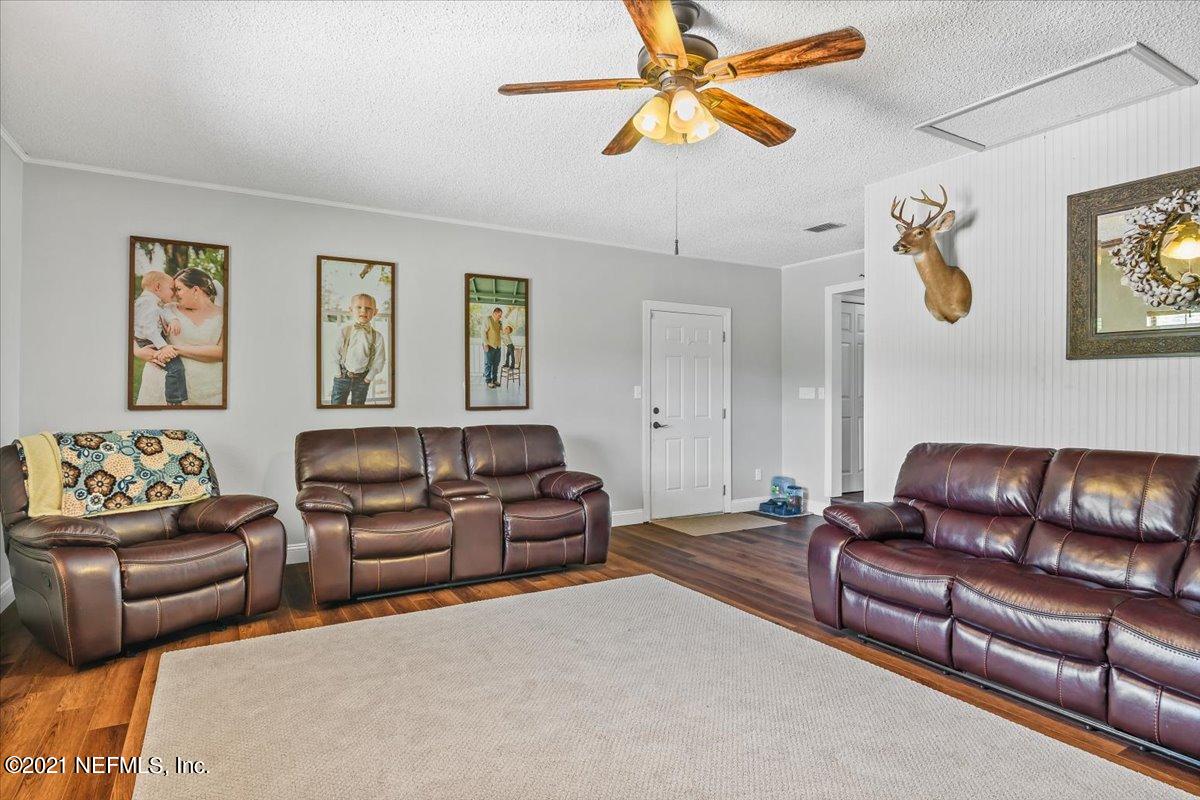 124 Geck Road Palatka, FL 32177 - Photo 14 of 21 Living