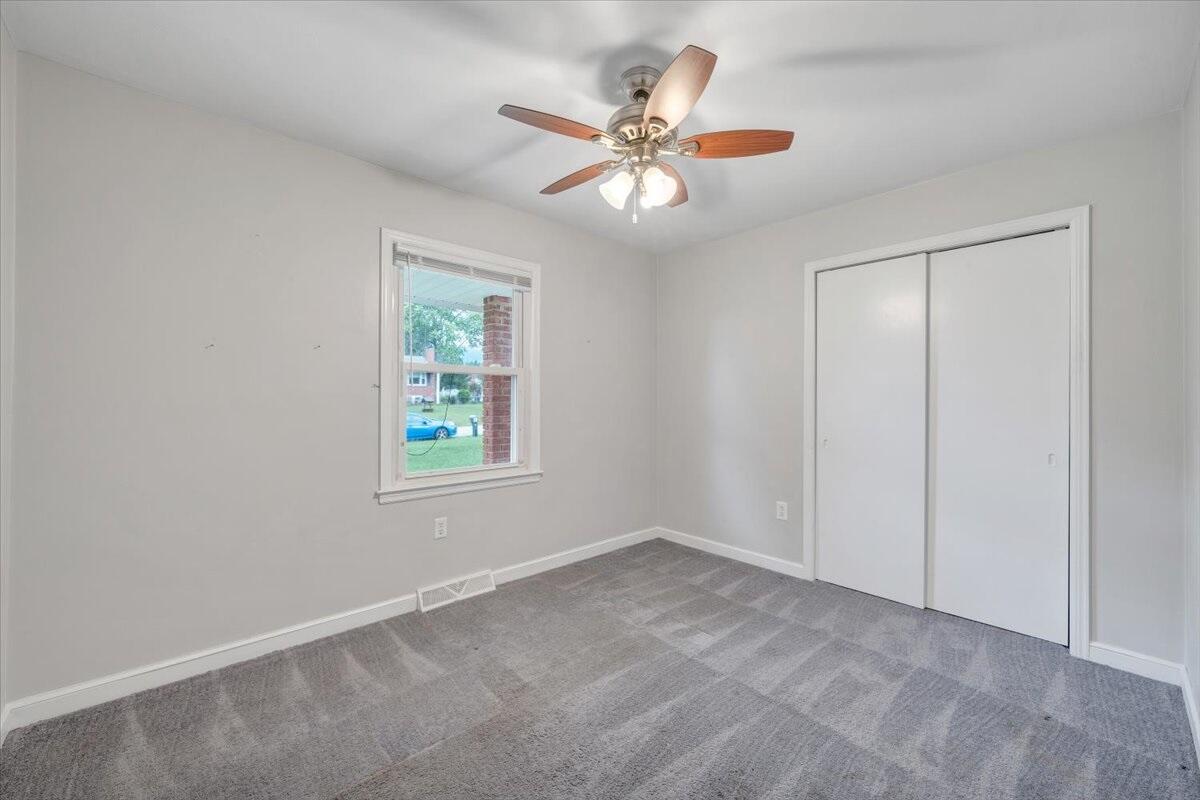 4015 Mockingbird Hill Road Roanoke, VA 24012 - Photo 15 of 33 BR3
