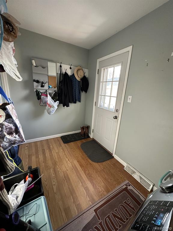 638 Collier Road Pontiac, MI 48340 - Photo 21 of 30