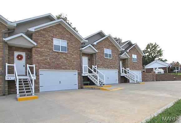 723 Sycamore Street, Unit C Highland, IL 62249 - Photo 1 of 11