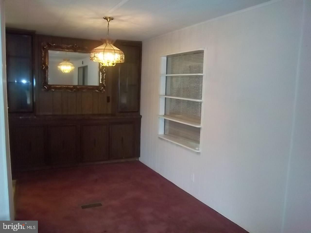 7011 Beulah Road Hurlock, MD 21643 - Photo 7 of 19 Dining area off Kitchen