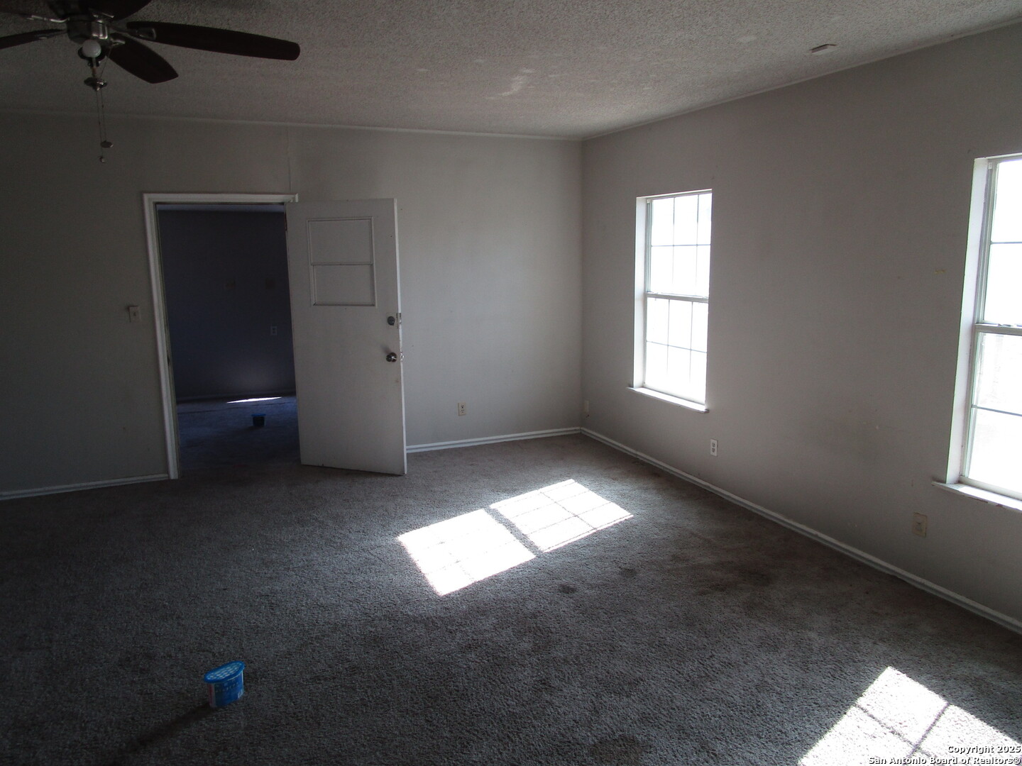 1212 West Goodwin Street Pleasanton, TX 78064 - Photo 10 of 15