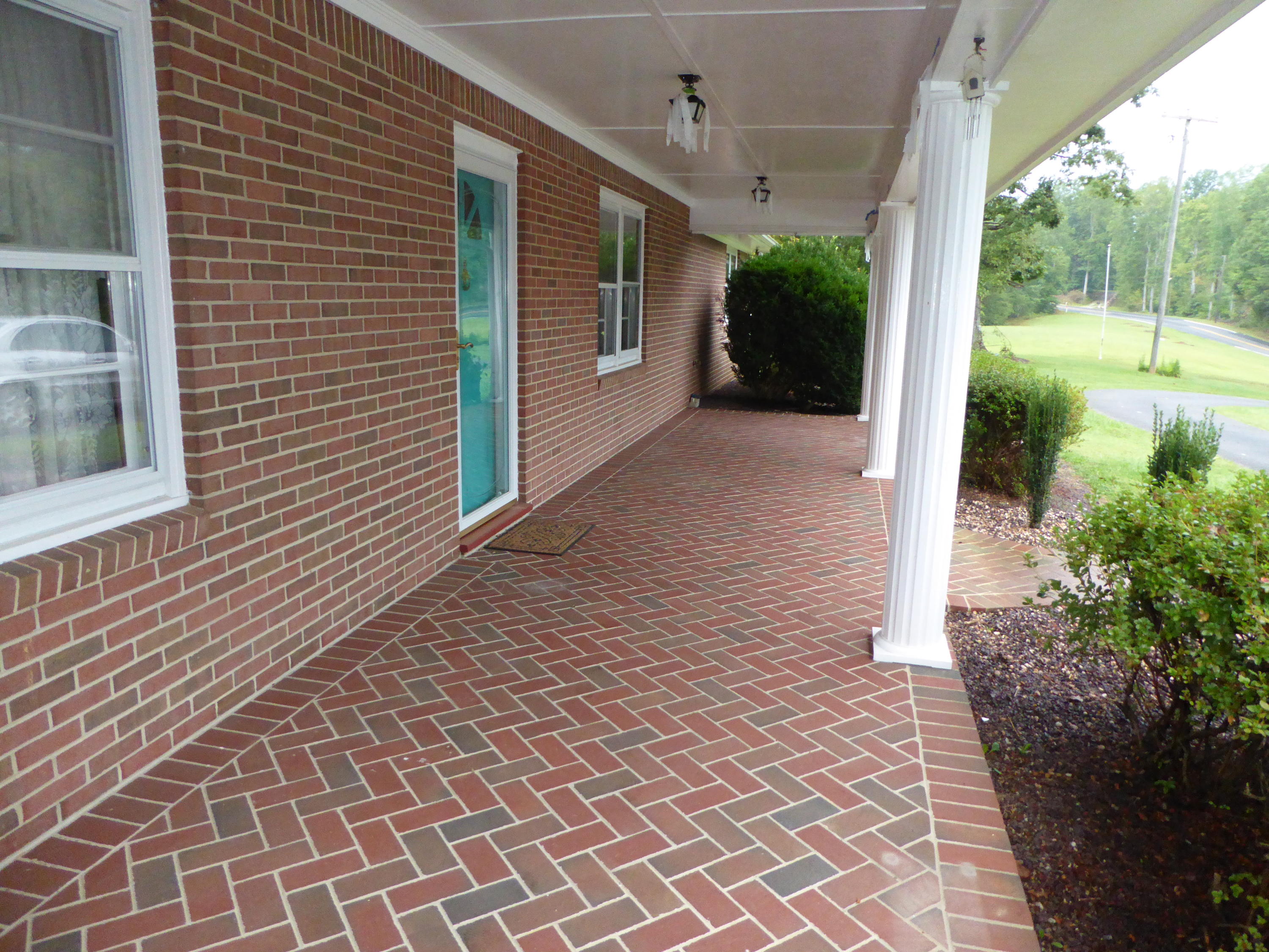10454 Henry Road Henry, VA 24102 - Photo 4 of 72 Front Porch