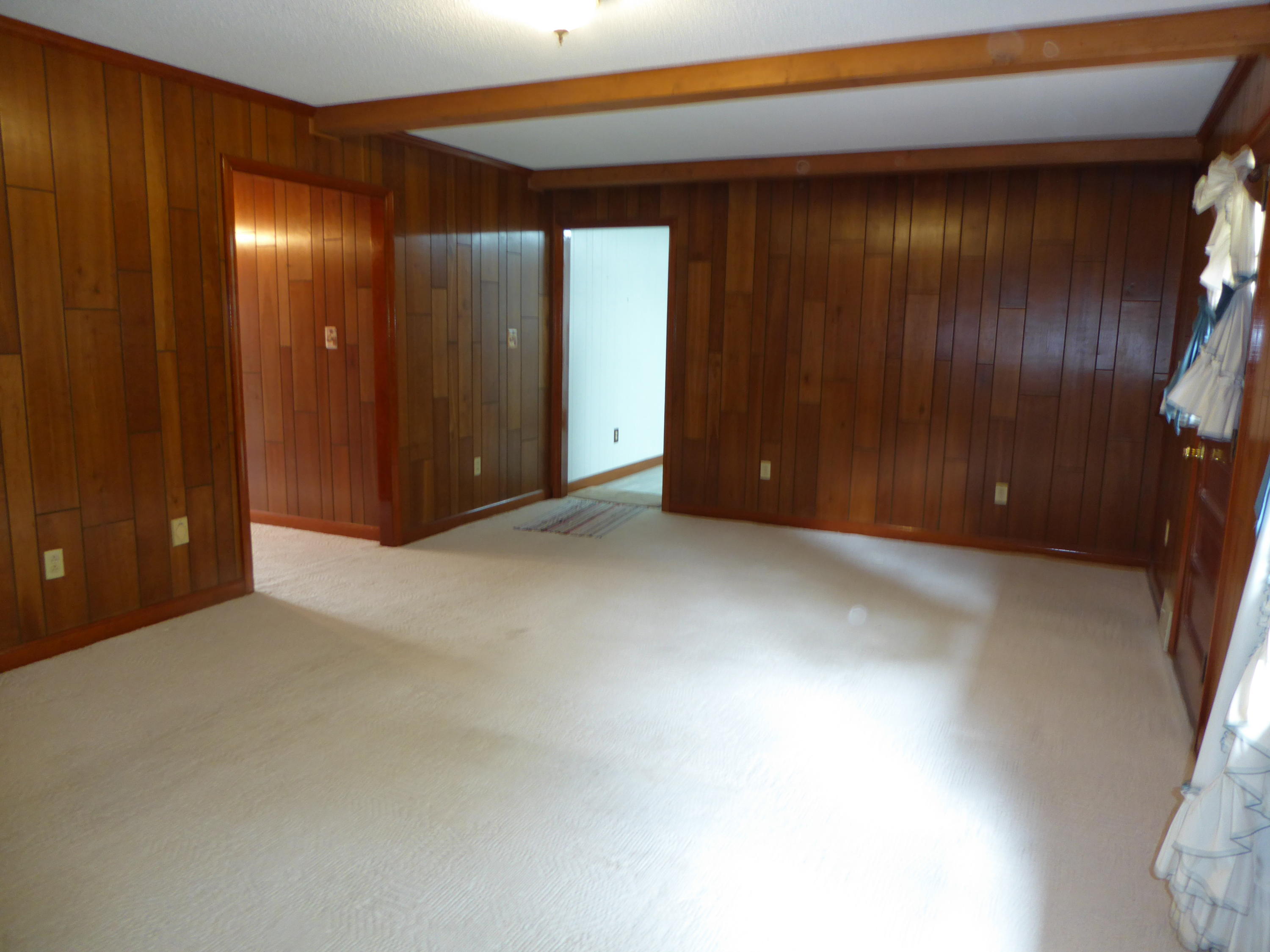 10454 Henry Road Henry, VA 24102 - Photo 62 of 72 Family Room NEW 3