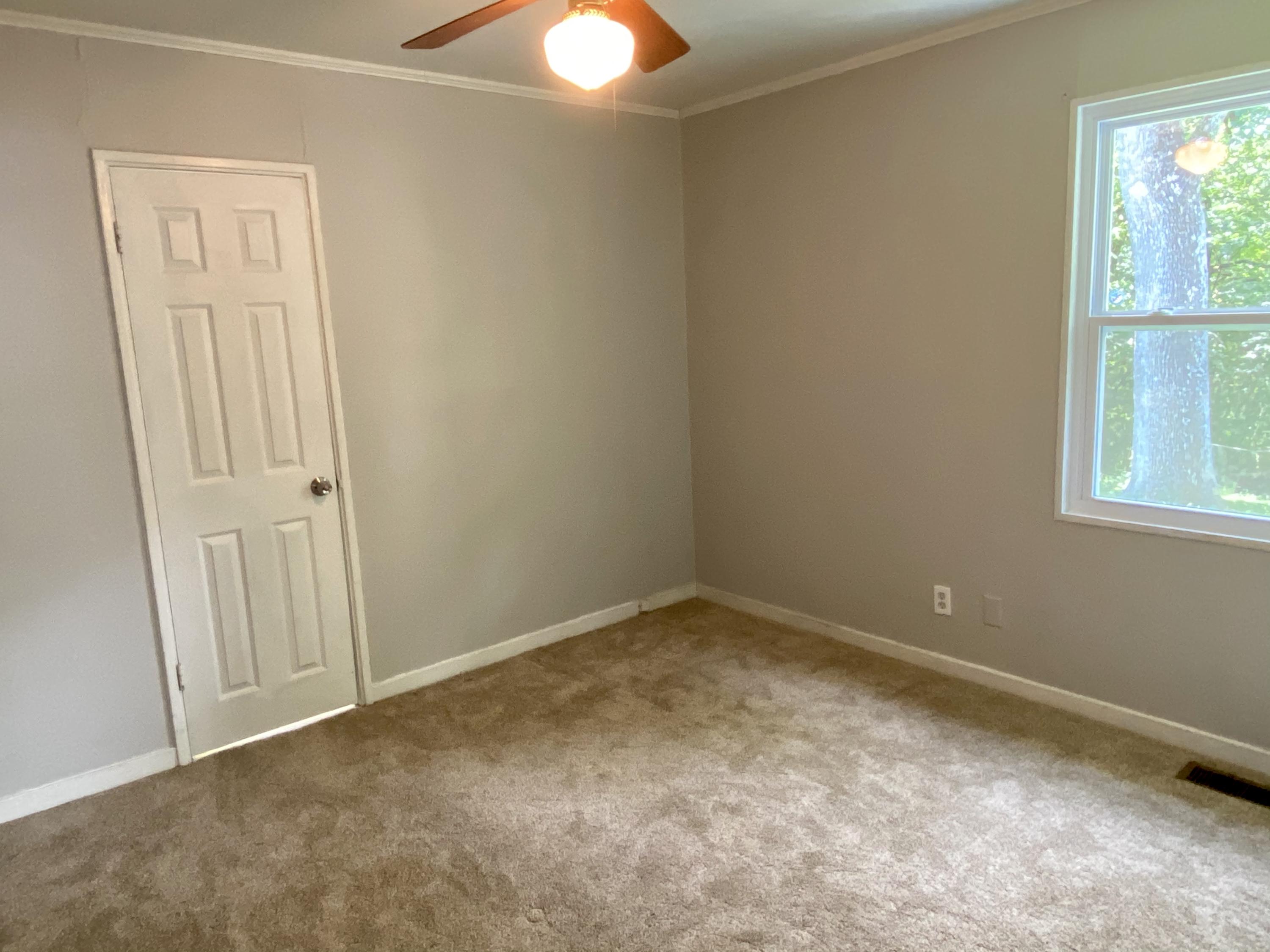 122 West Arrowwood Road Oak Ridge, TN 37830 - Photo 13 of 17 Bedroom 3