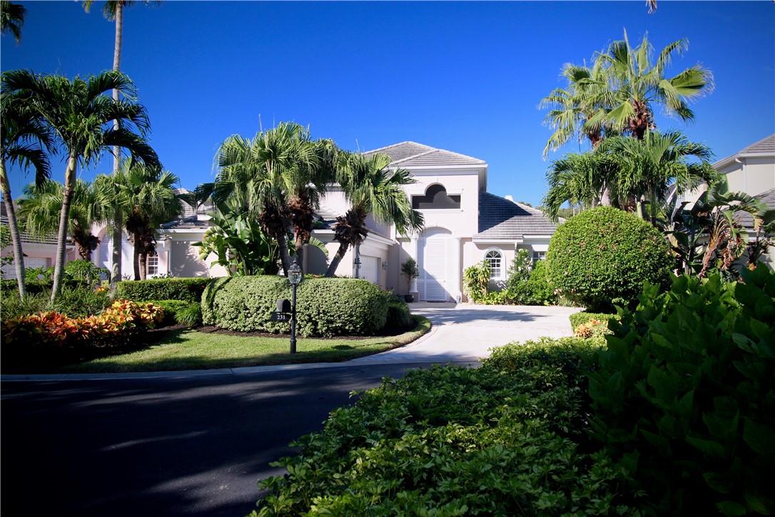 231 Seaside Pathway Vero Beach, FL 32963 - Photo 1 of 33