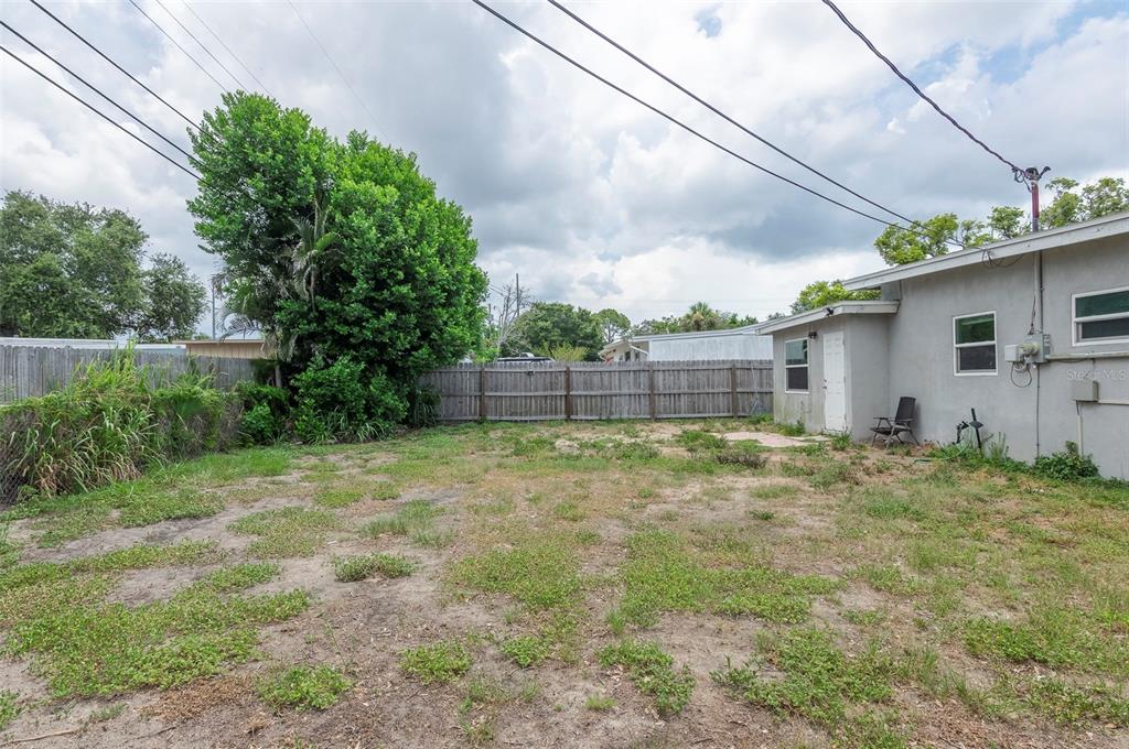 5255 45th Avenue North St. Petersburg, FL 33709 - Photo 20 of 24