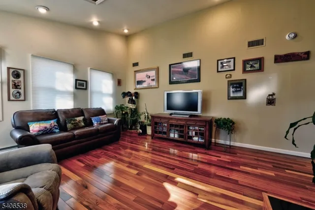 $749,900 | 54 Yost Place, Fair Lawn, NJ 07410