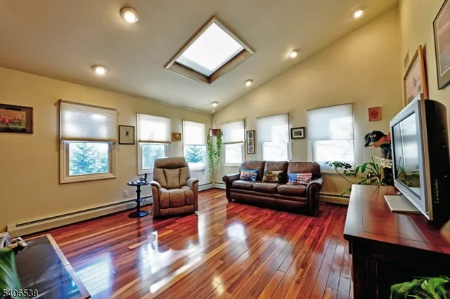 $749,900 | 54 Yost Place, Fair Lawn, NJ 07410