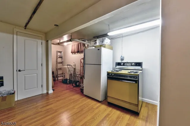 $749,900 | 54 Yost Place, Fair Lawn, NJ 07410