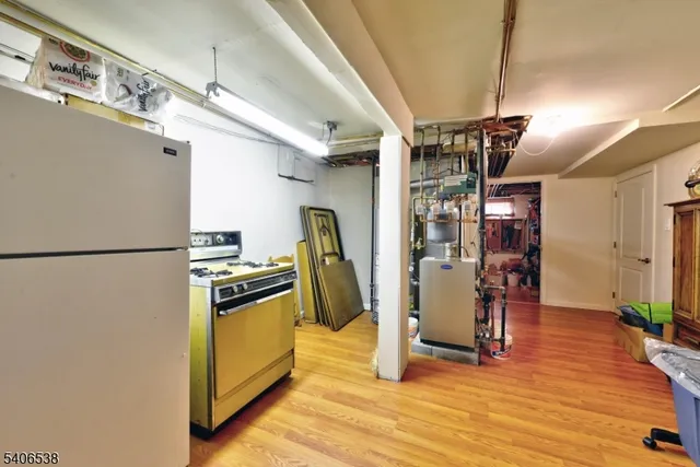 $749,900 | 54 Yost Place, Fair Lawn, NJ 07410