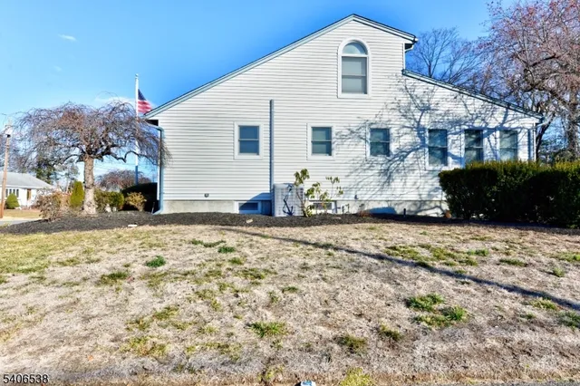 $749,900 | 54 Yost Place, Fair Lawn, NJ 07410