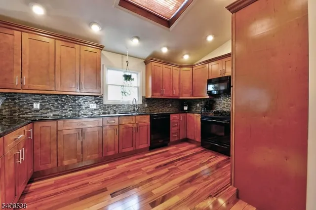 $749,900 | 54 Yost Place, Fair Lawn, NJ 07410