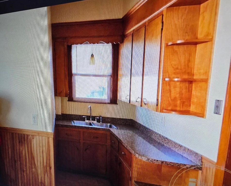 584 South Almond Street, Unit 2 Fall River, MA 02724 - Photo 3 of 8