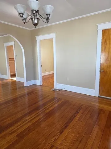 $1,950 | 586 South Almond Street, Unit 2, Fall River, MA 02724