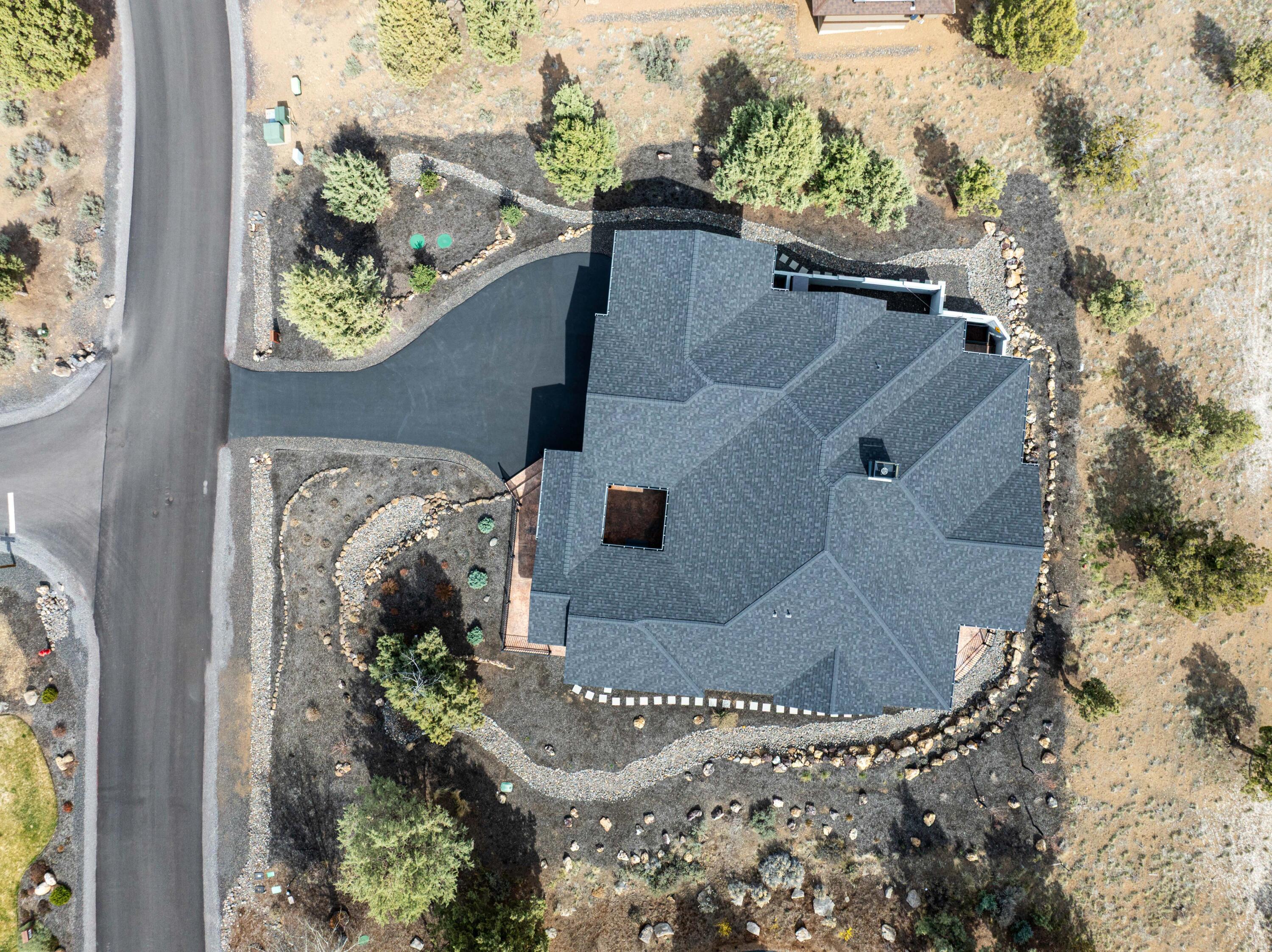 1203 Highland View Loop Redmond, OR 97756 - Photo 39 of 67 13-New