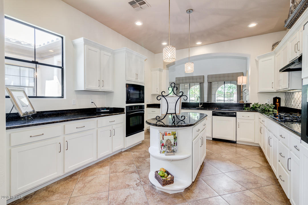 4700 South Fulton Ranch Boulevard, Unit 18 Chandler, AZ 85248 - Photo 9 of 54 11-Fulton