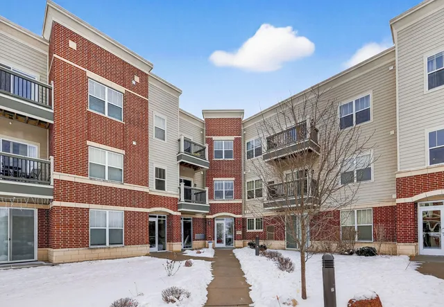$278,000 | 5192 Sassafras Drive, Unit 109, Fitchburg, WI 53711