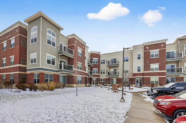 $278,000 | 5192 Sassafras Drive, Unit 109, Fitchburg, WI 53711
