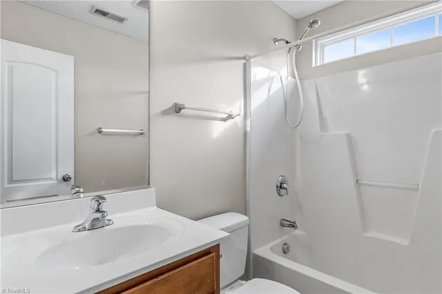 $1,800 | 1434 Waverly Street, Winston-Salem, NC 27127