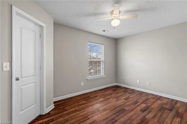 $1,800 | 1434 Waverly Street, Winston-Salem, NC 27127