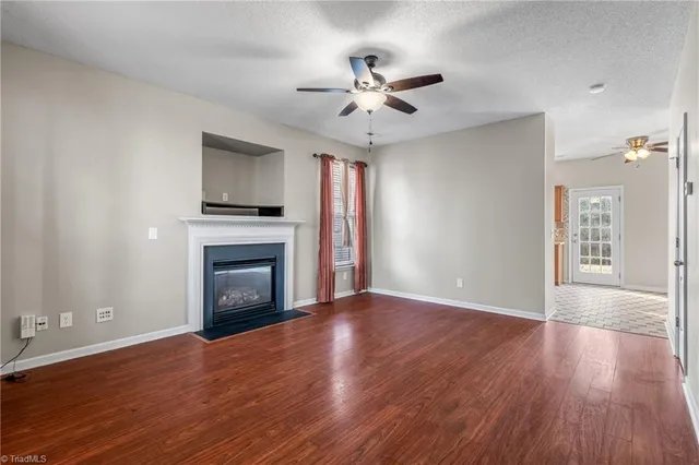 $1,800 | 1434 Waverly Street, Winston-Salem, NC 27127