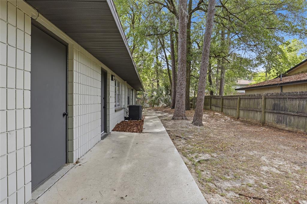 3605 Southwest 29th Terrace Gainesville, FL 32608 - Photo 34 of 37