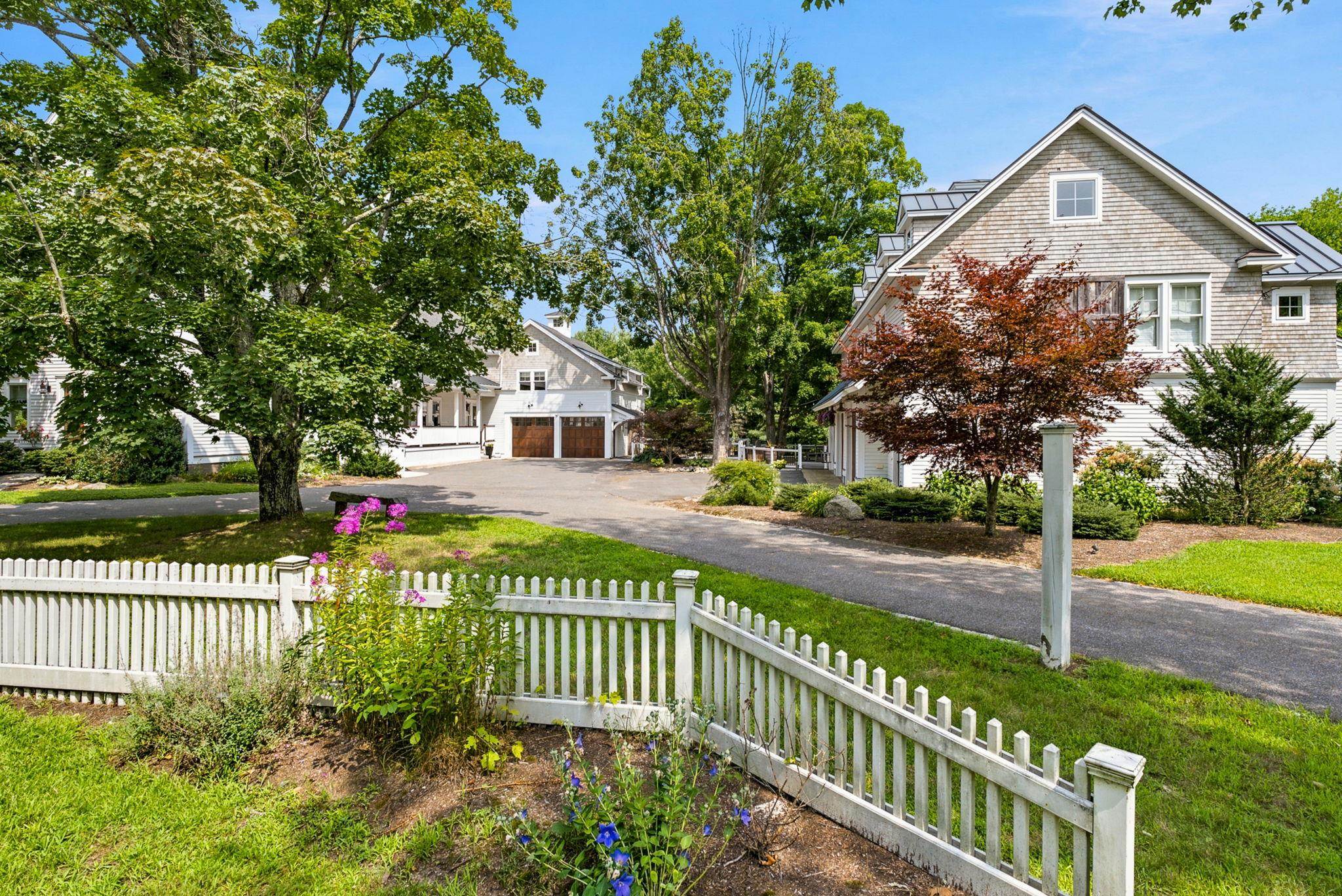 241 Wallace Road Bedford, NH 03110 - Photo 54 of 60 Gallery Image 54