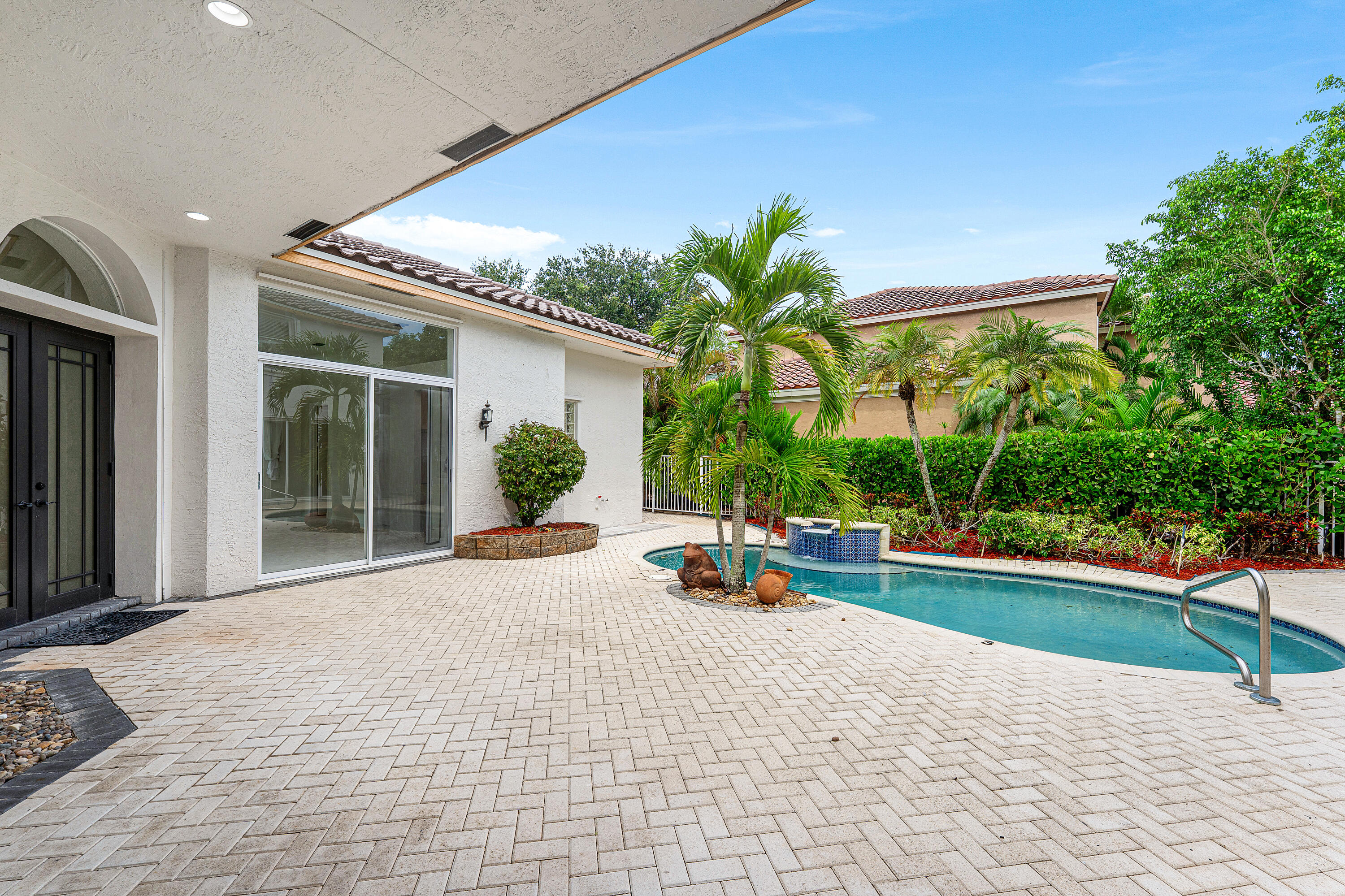 18596 Ocean Mist Drive Boca Raton, FL 33498 - Photo 7 of 51 Covered Area