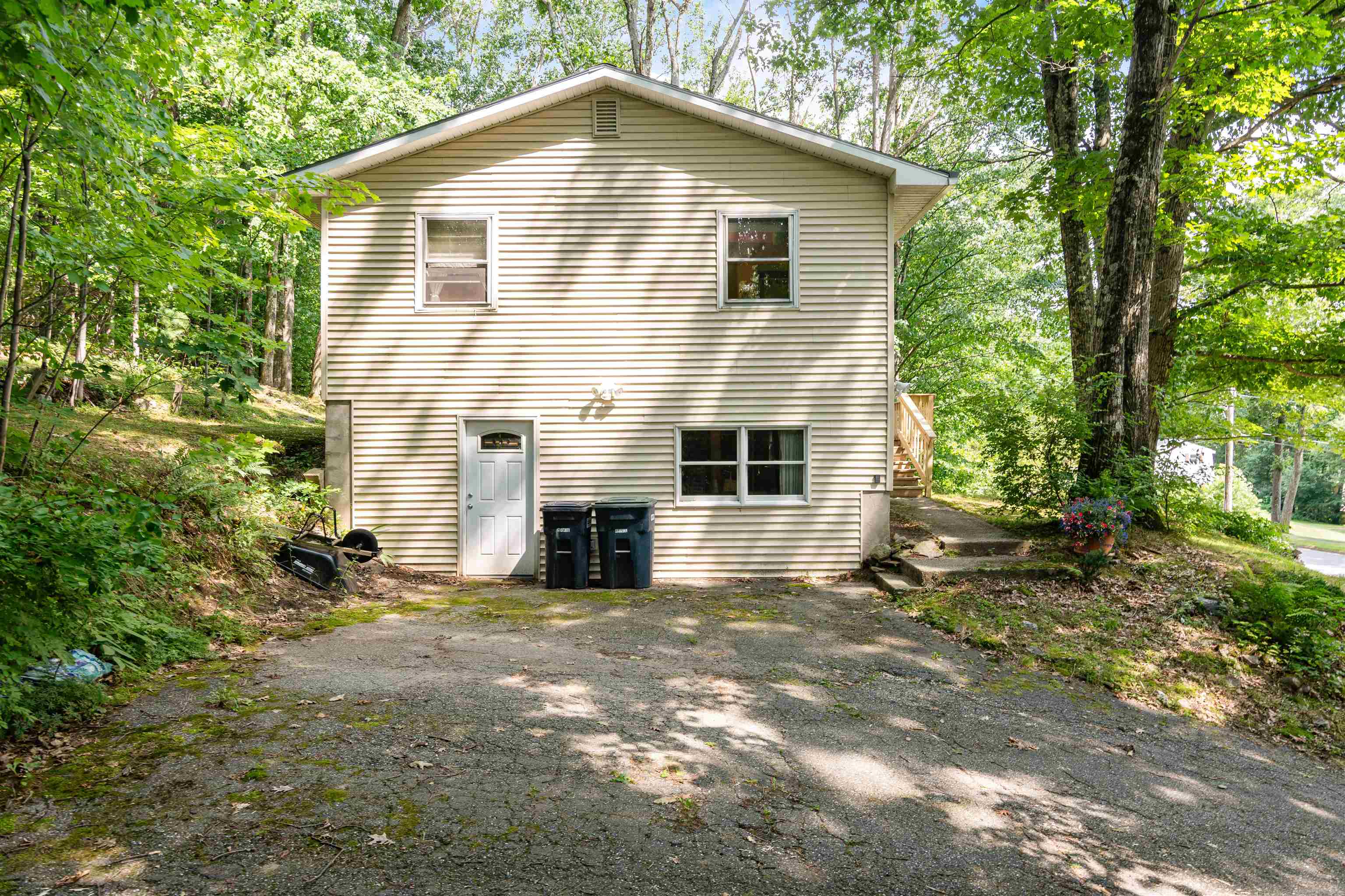 8 Alderbrook Road Essex, VT 05452 - Photo 29 of 38 Gallery Image 29