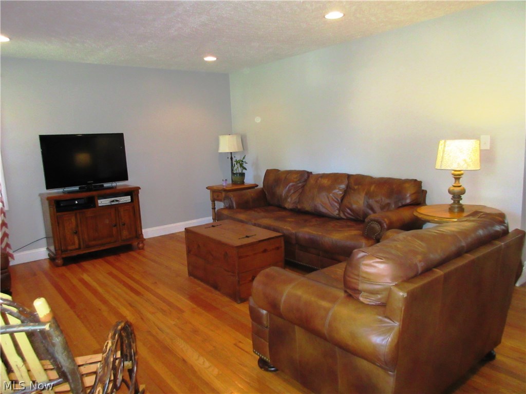 3936 Baird Road Stow, OH 44224 - Photo 4 of 35