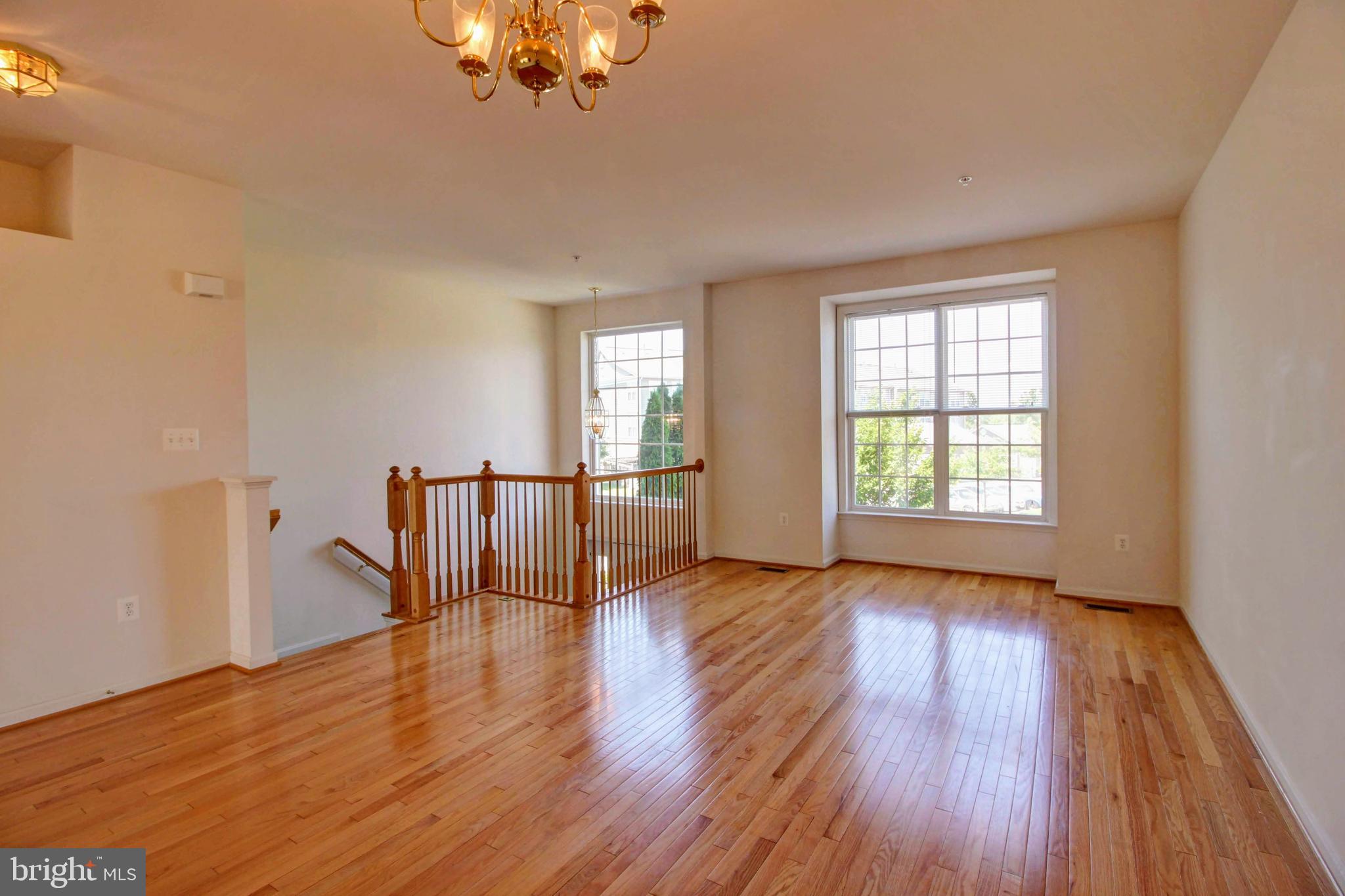 244 Timber View Court Frederick, MD 21702 - Photo 11 of 47 Living Room