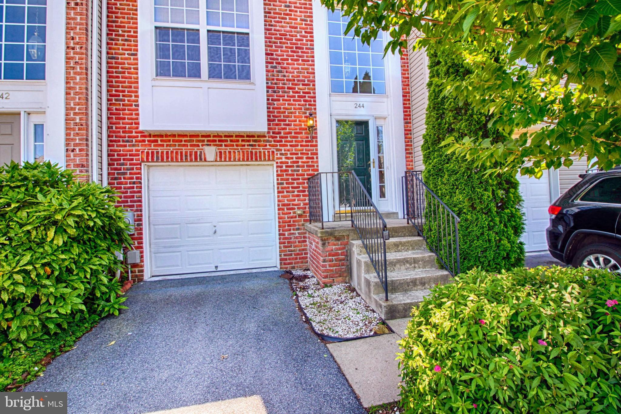 244 Timber View Court Frederick, MD 21702 - Photo 6 of 47 Gallery Image 6