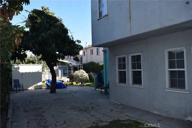 $899,000 | 1900 East 6th Street, Long Beach, CA 90802