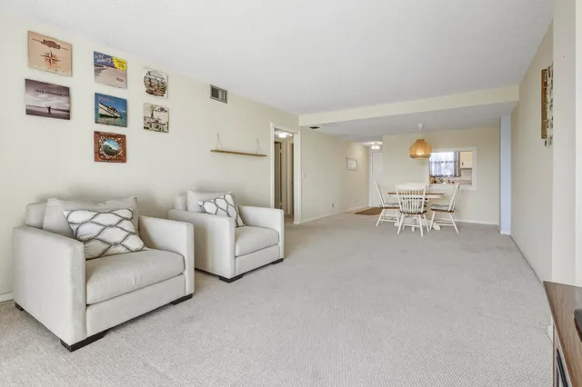 $169,000 | 890 North Federal Highway, Unit 406, Lantana, FL 33462