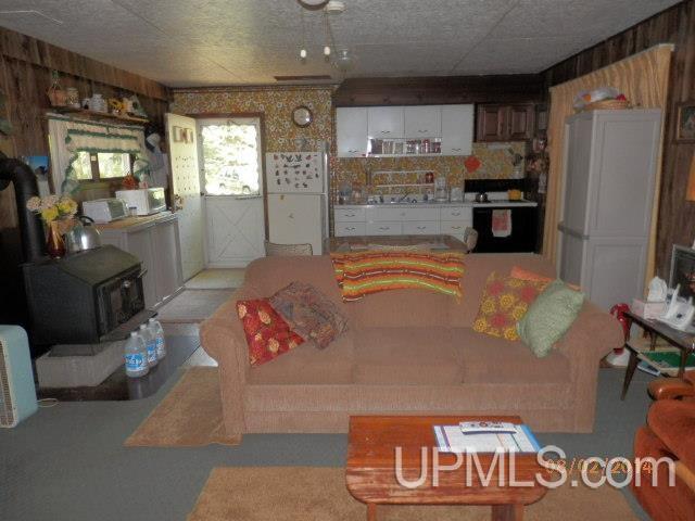 218 Bradley Road Crystal Falls, MI 49920 - Photo 14 of 15