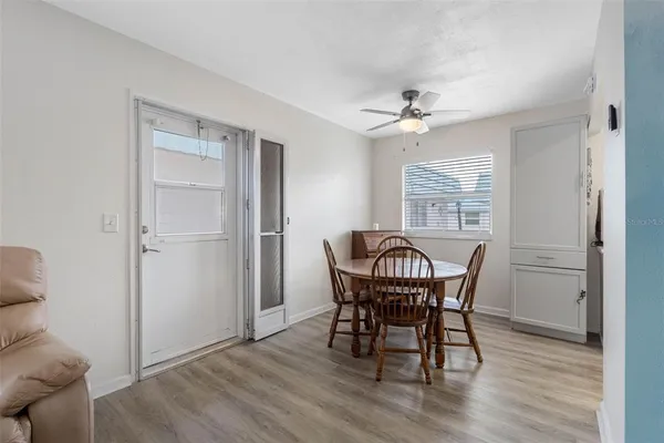 $104,500 | 1801 Bedford Lane, Unit 33, Sun City Center, FL 33573